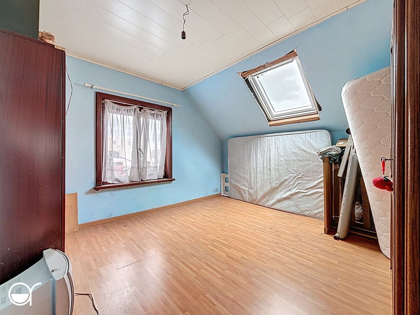 Te renoveren woning met uitzicht op de velden foto 15