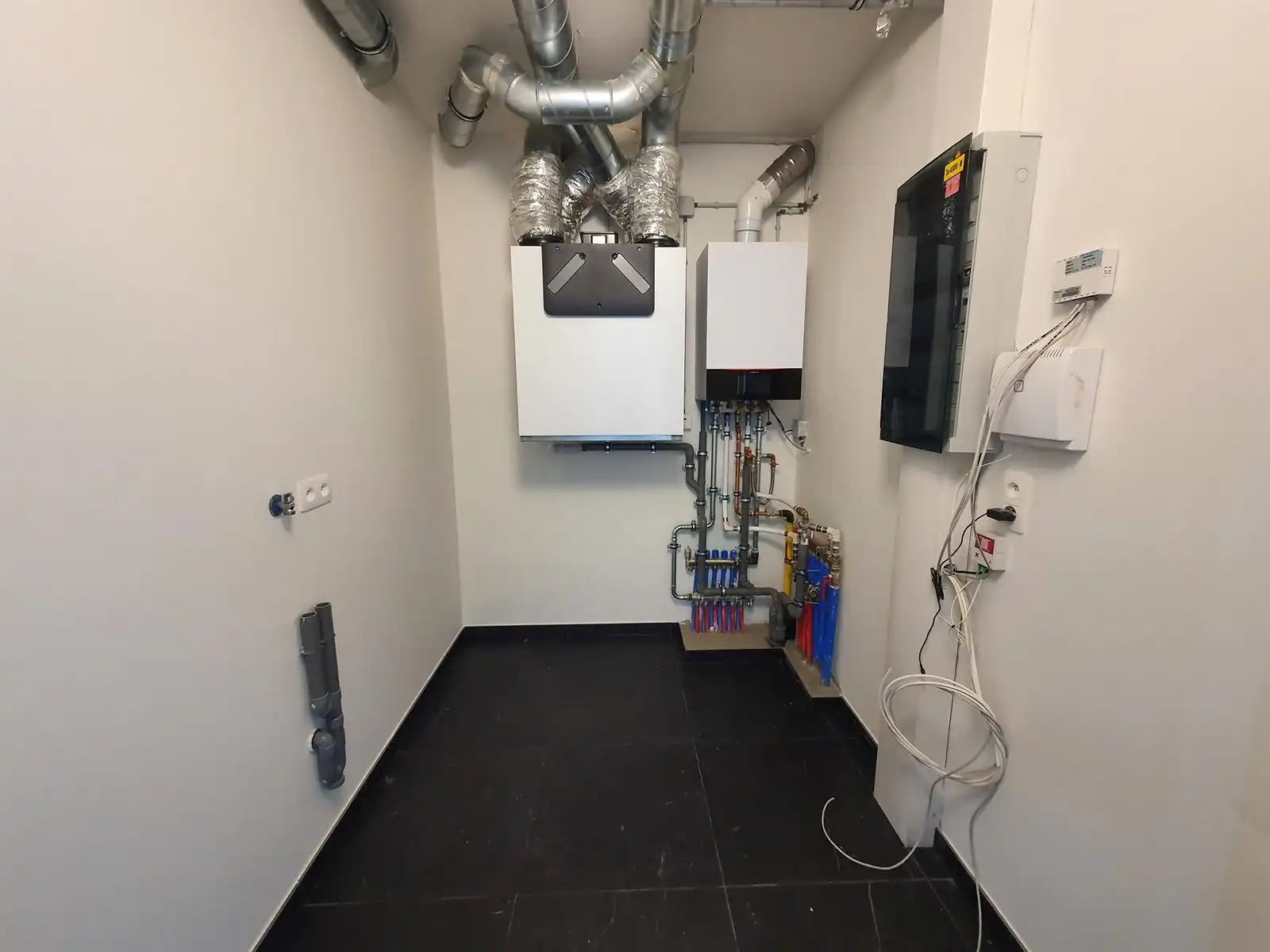 Tof appartement met standplaats aan de Leie !! foto 16