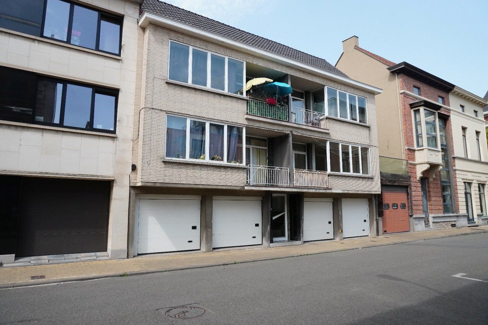 Appartement met terras in het centrum van Lokeren foto {{pictureIndex}}