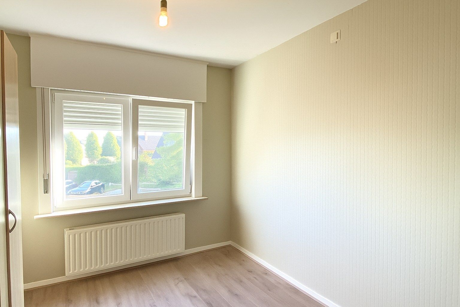 CENTRAAL GELEGEN GEZINSWONING MET 4 SLPKS IN HARTJE PITTEM! foto 12