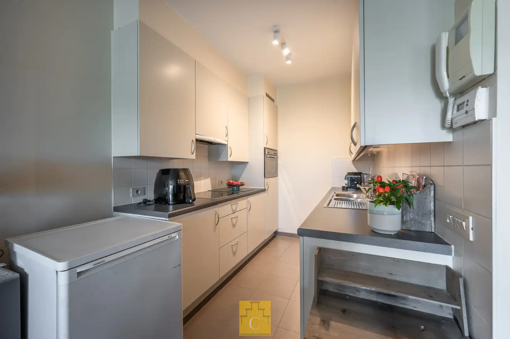 Appartement met subliem uitzicht, 2 zonnige terrassen en ruime privatieve kelder op topligging in Sint-Kruis foto 5