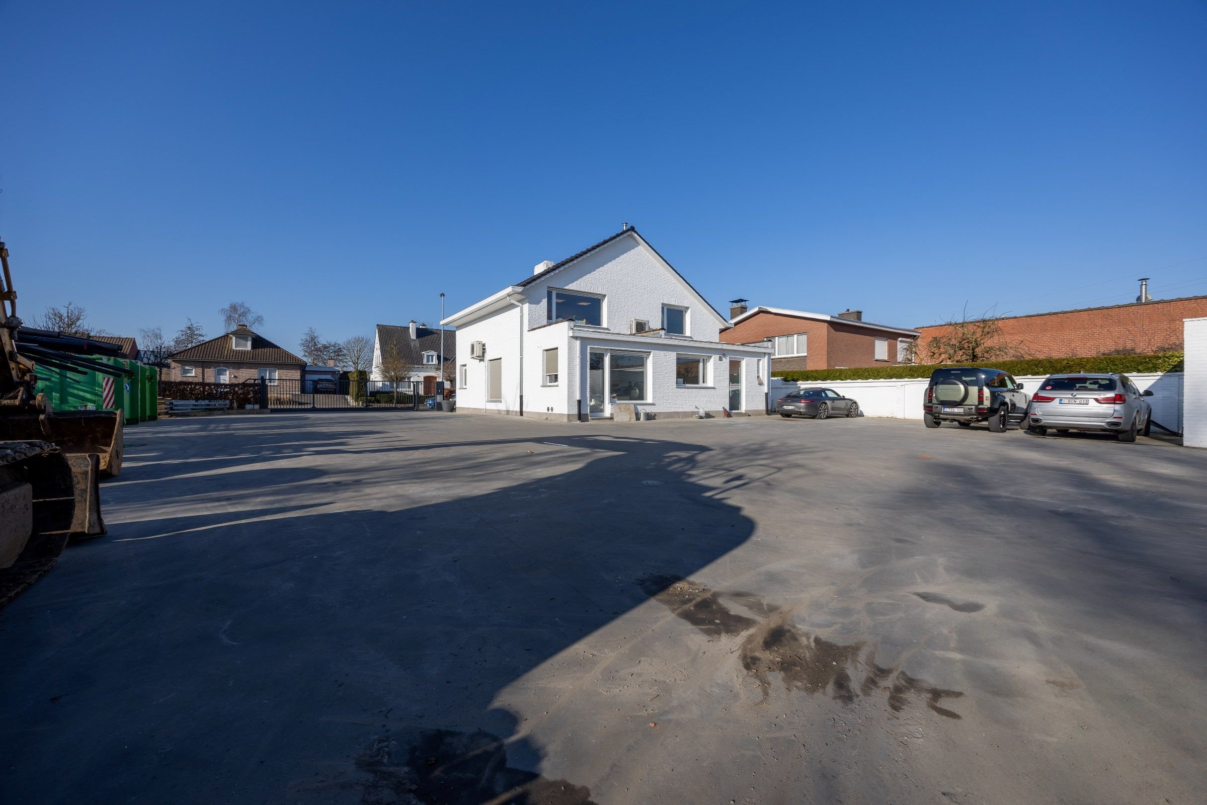 KMO GEBOUW OP 2890 M² foto 4