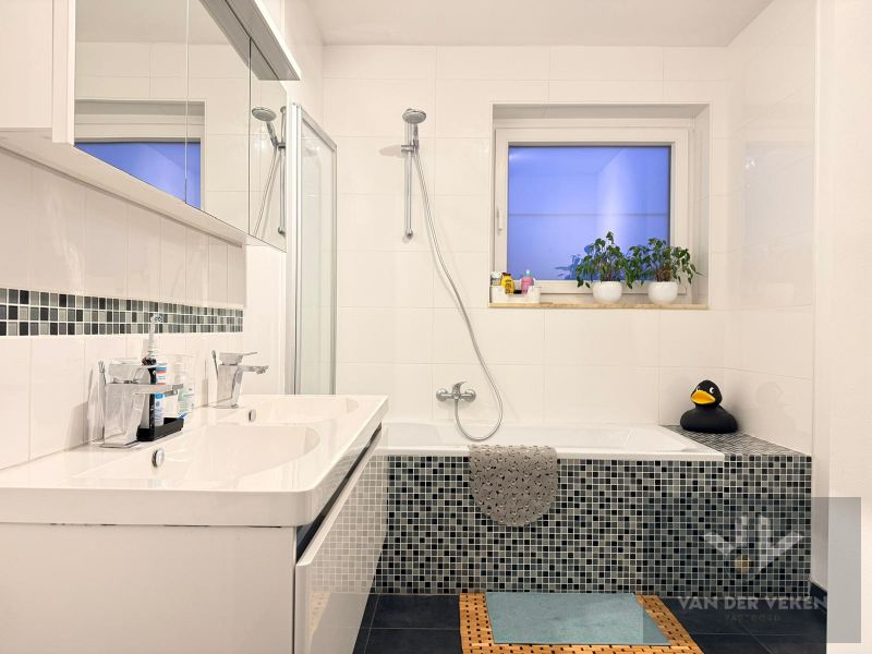 Energiezuinig 2-slpk app in een trendy woonbuurt foto 8