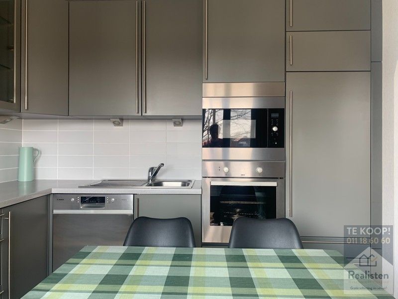 Gerenoveerd appartement met centrale ligging èn 2 slaapkamers foto 5