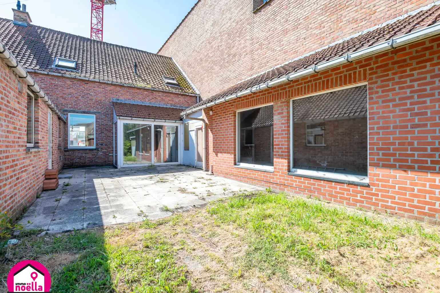 Te koop: te renoveren rijwoning op toplocatie foto 31