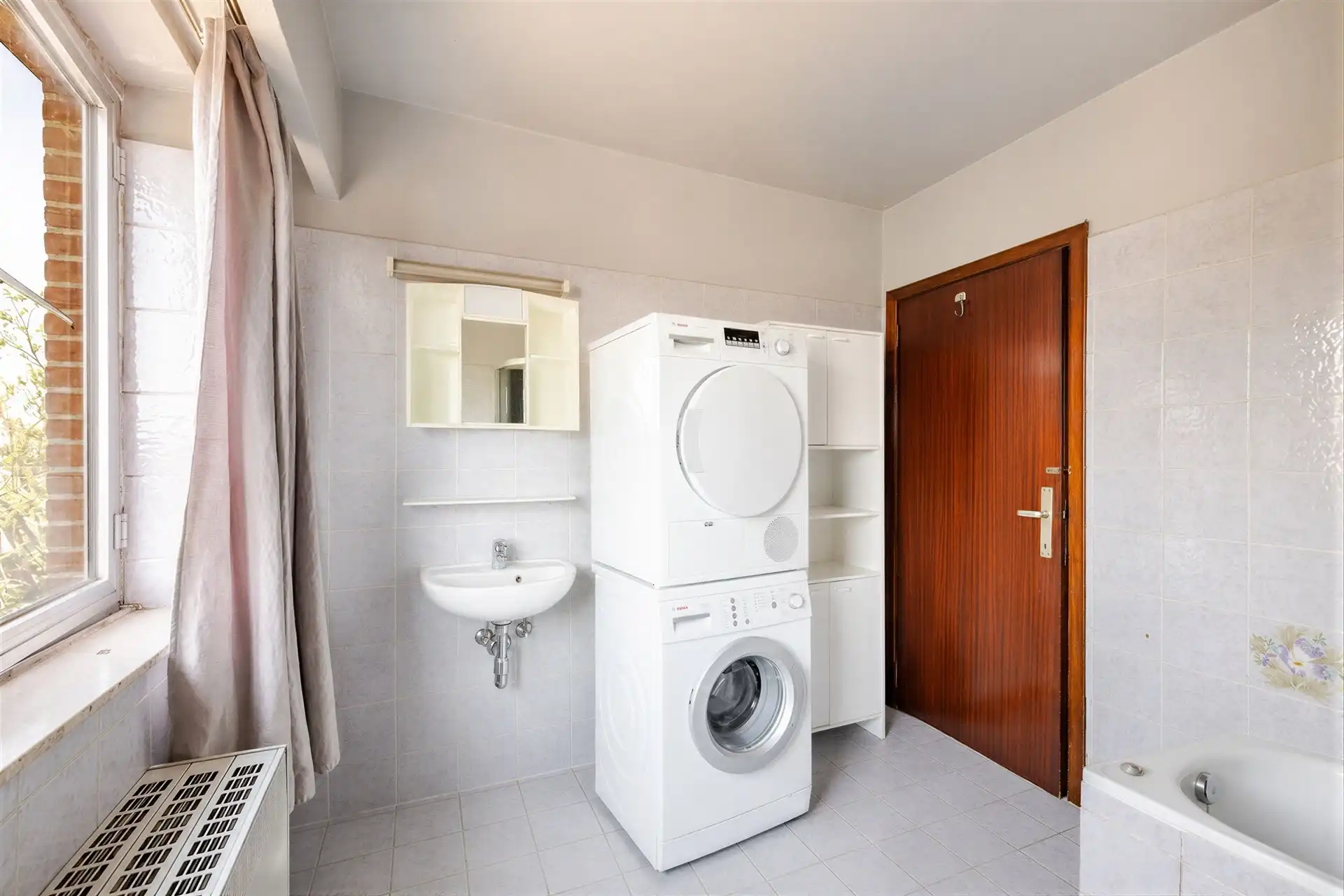 Ruim appartement met 2 slaapkamers in Sint-Niklaas foto 12