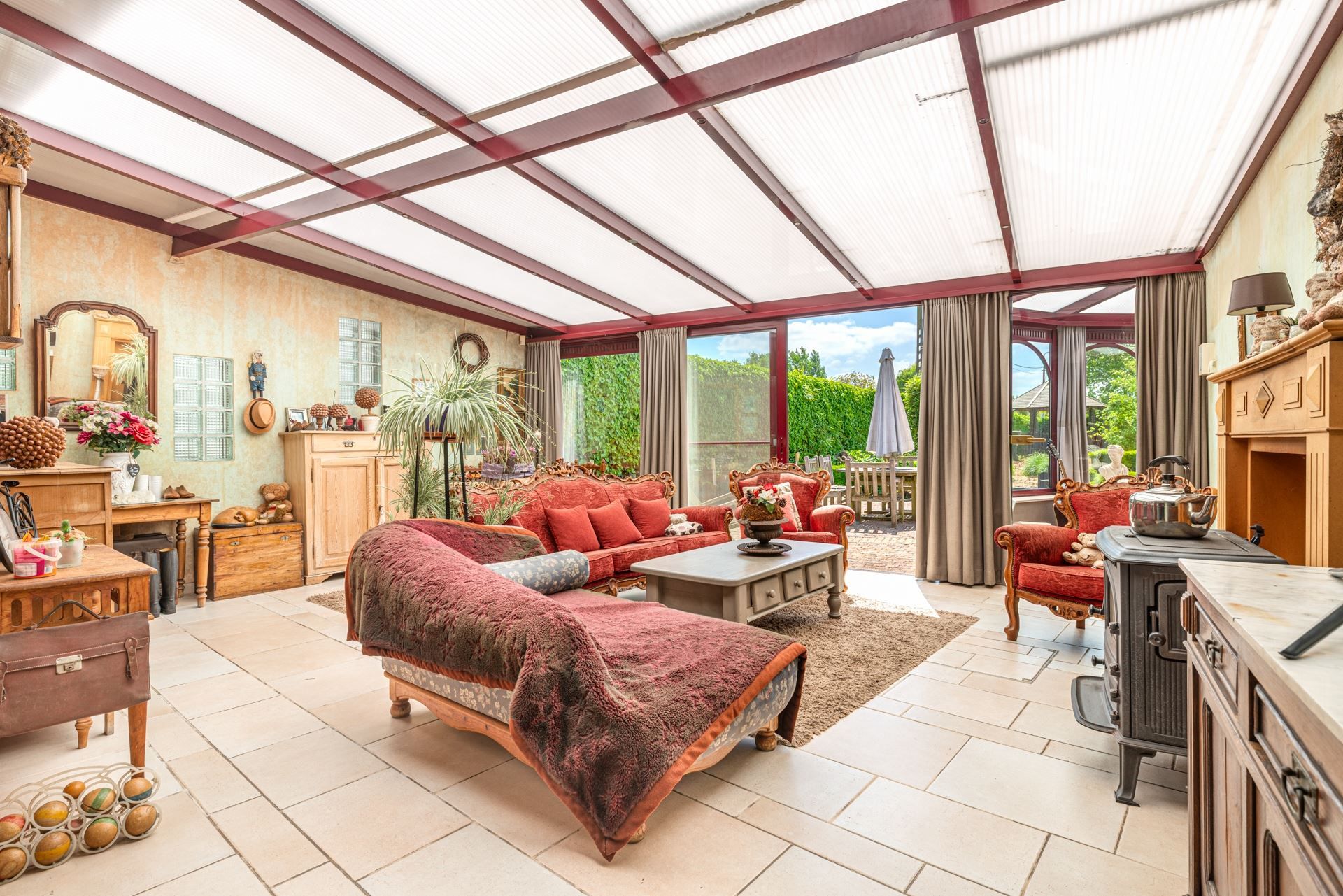 Unieke eigendom te koop met twee woningen en loods te Zingem foto 4