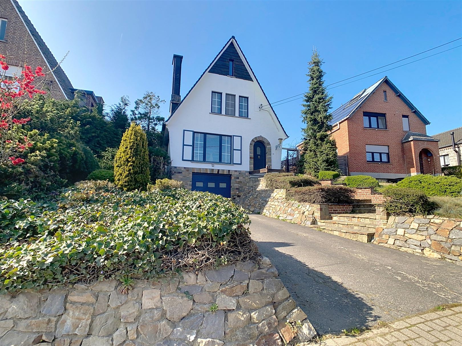 Charmante woning, 3 slpks, garage, weides, 1h 23a 72ca foto 2