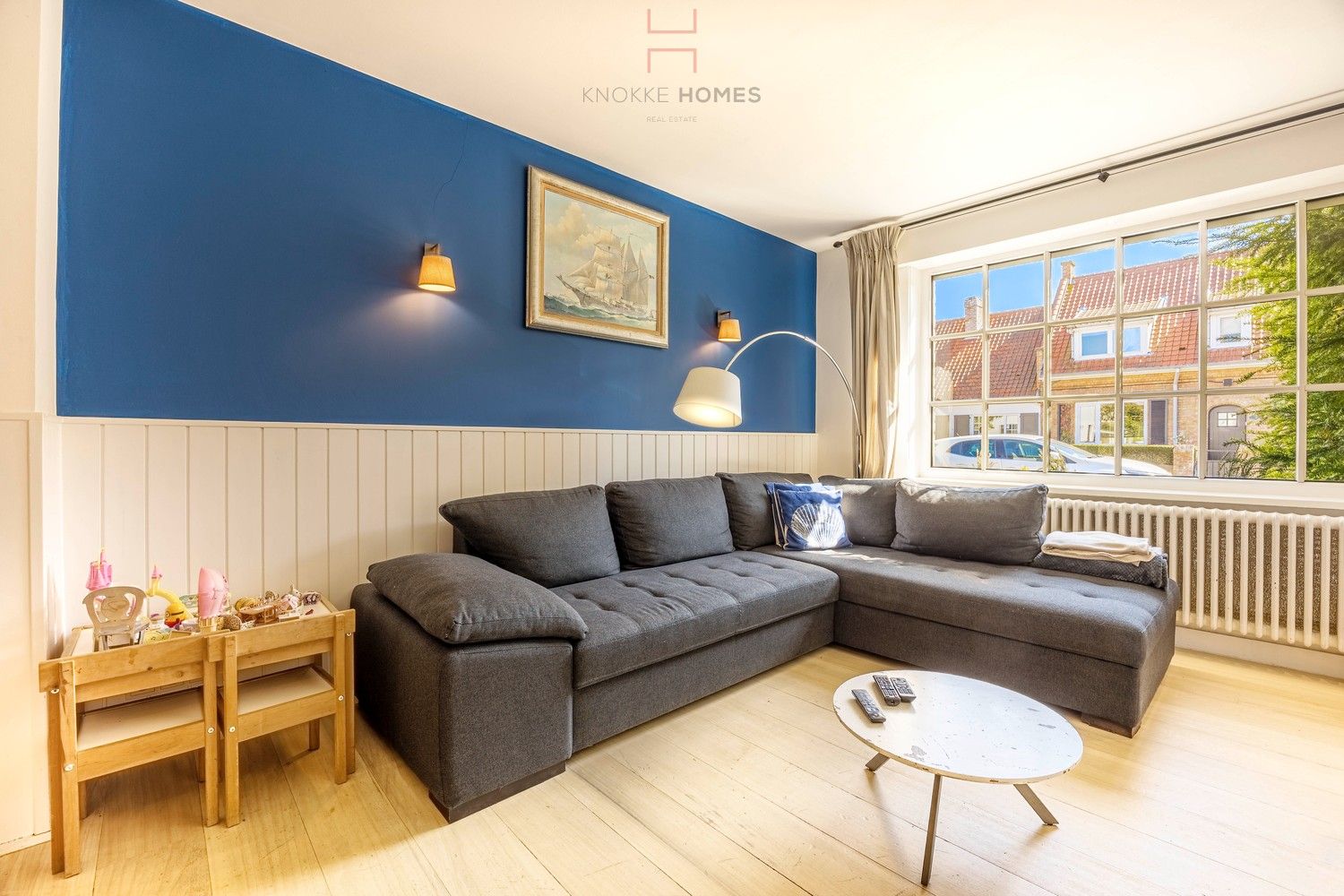 Instapklare halfopen woning in Oud-Knokke met 3 slaapkamers en private parkeerplaats voor twee wagens foto 5