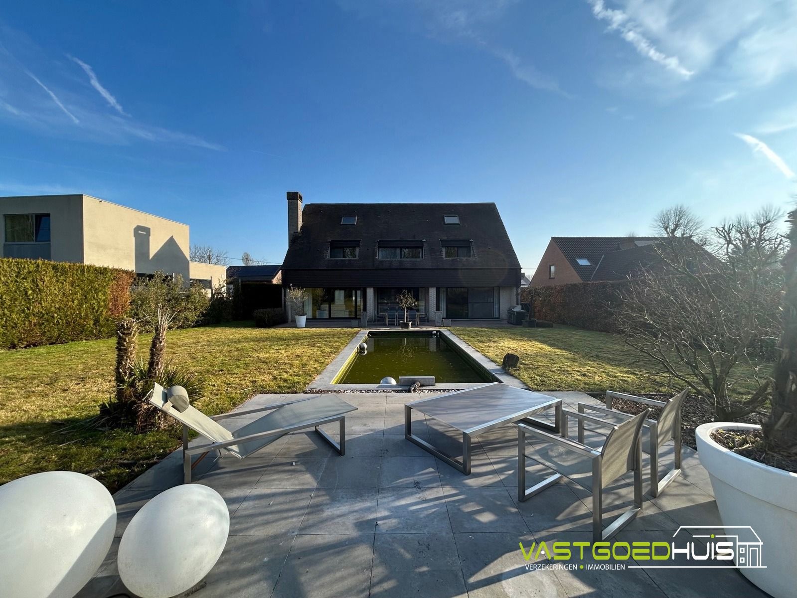 Statige villa met 5 slaapkamers en tuin op 18a26ca foto 27