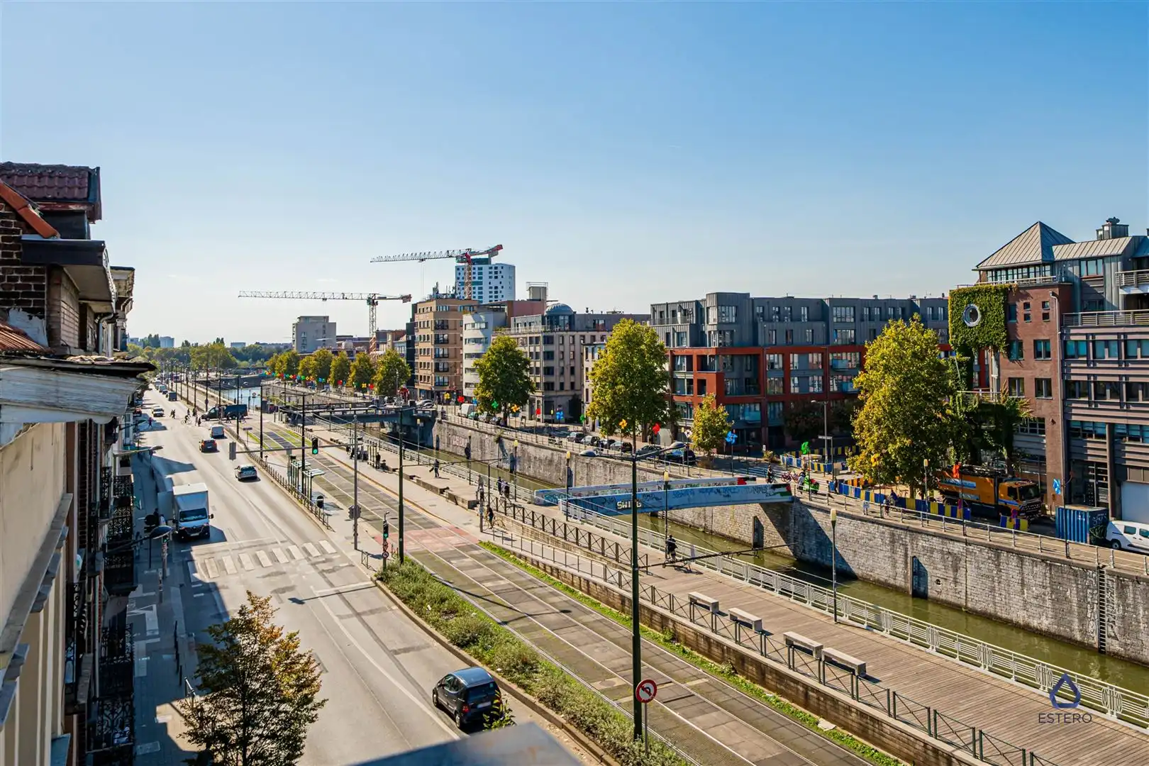 Modern 2-slpk.-appartement met 2 terrassen aan het kanaal foto 14
