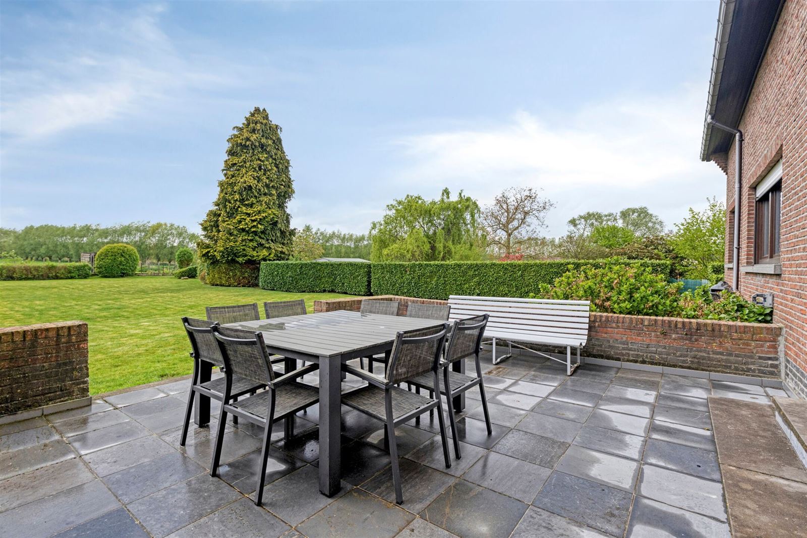 Ruime villa te koop in oase van rust foto 31