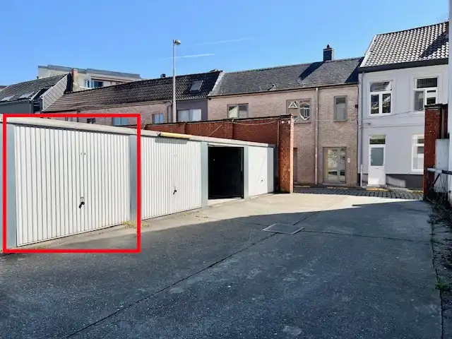 CENTRUM GENT, RUIME AFGESLOTEN GARAGE foto 2