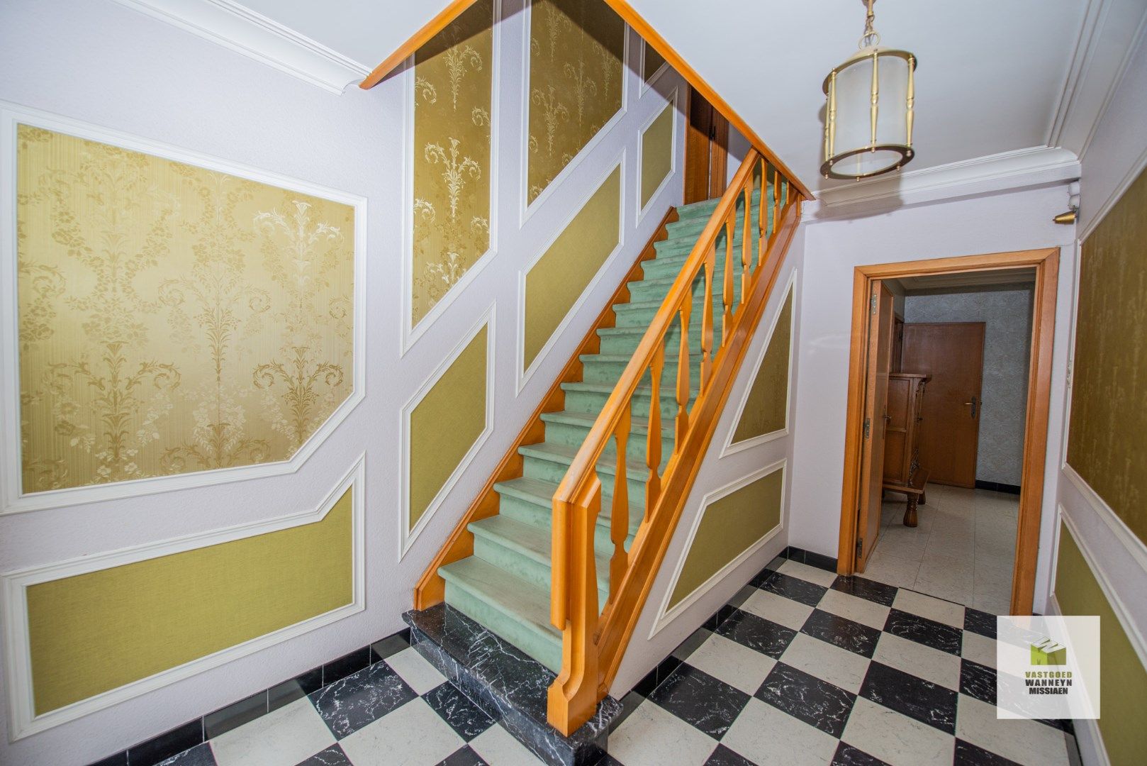 Ruime en centraal gelegen woning met 3 slaapkamers en tuin foto 13