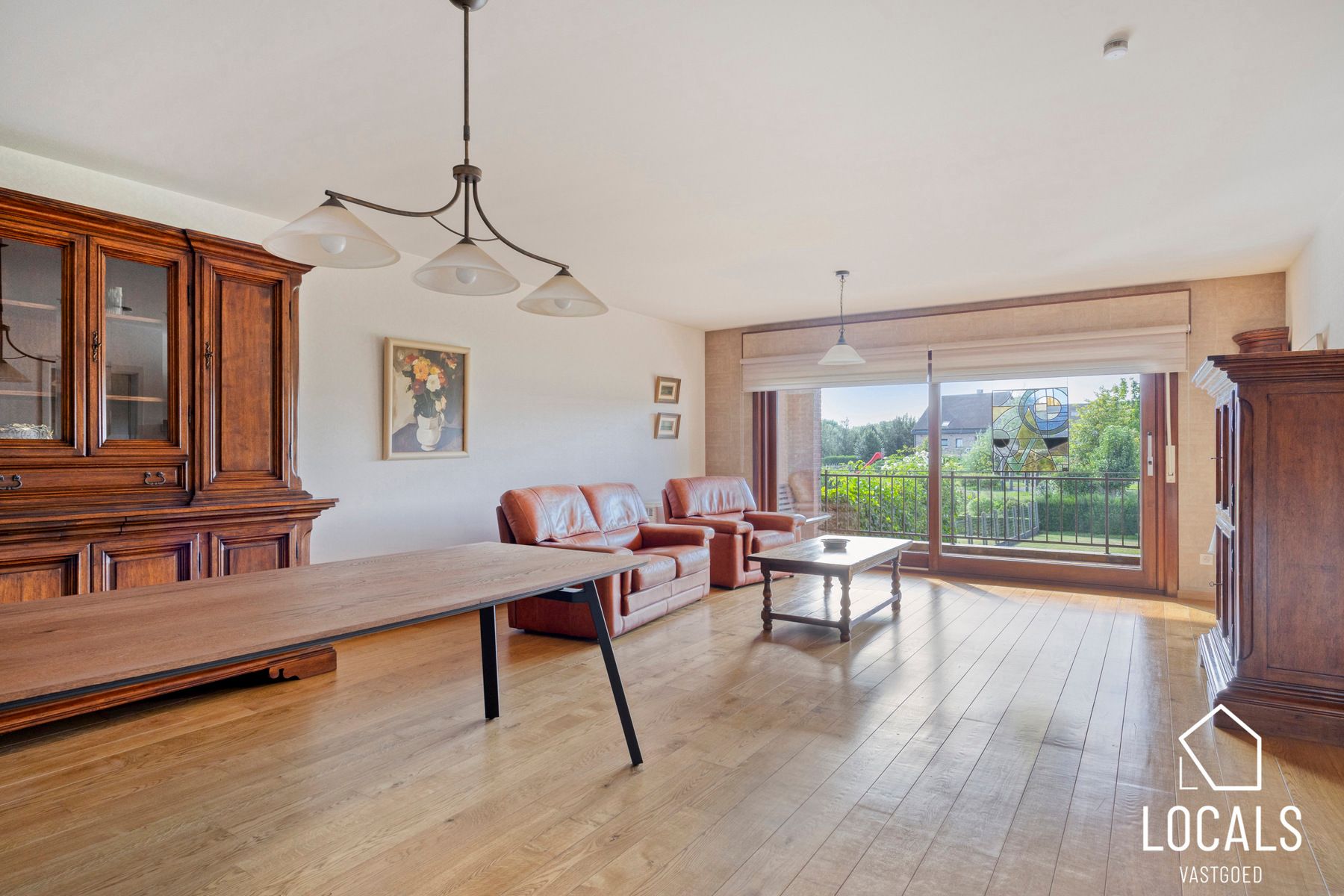 Gelijkvloers appartement met tuin foto 6