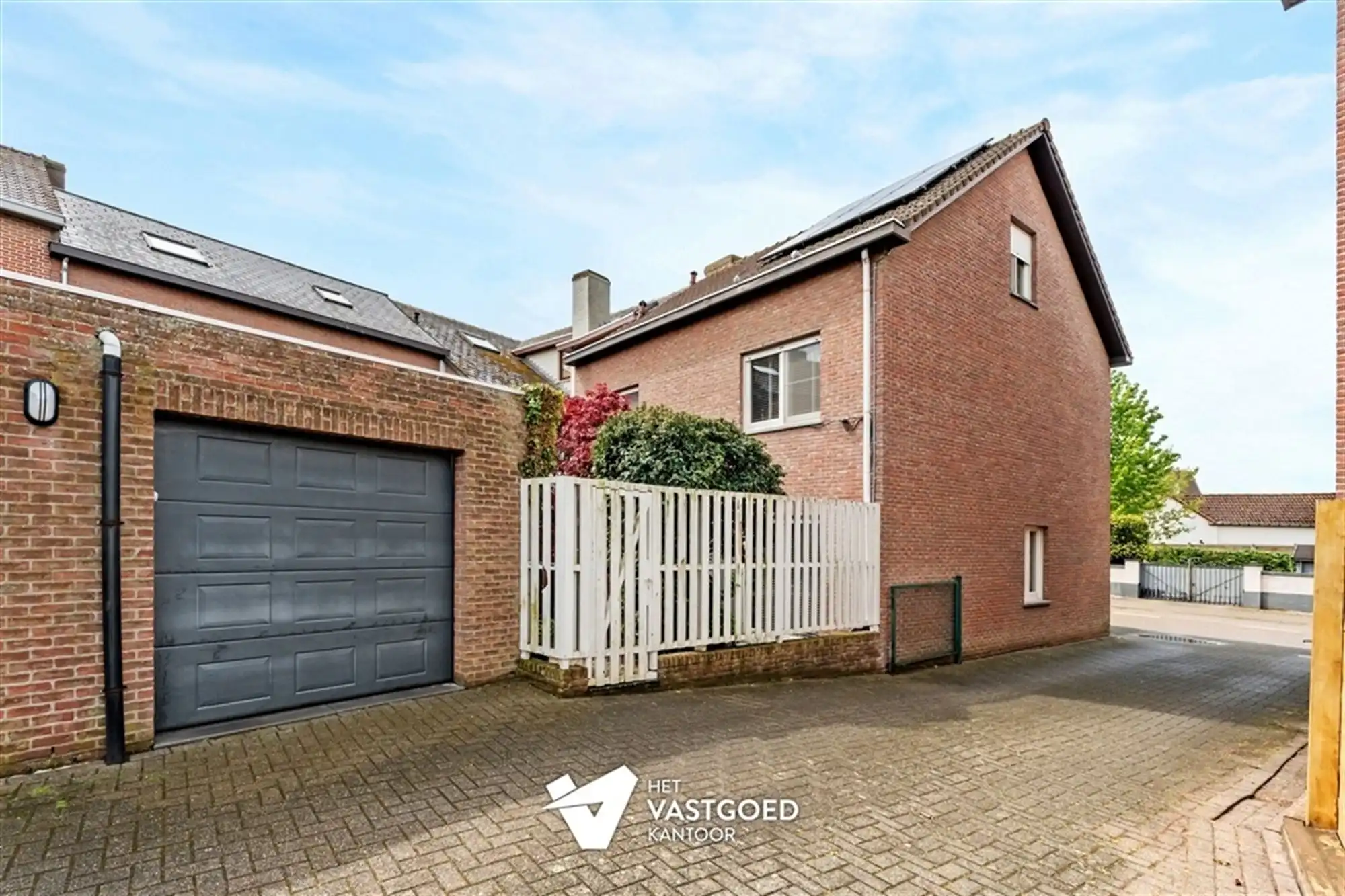 PERFECT ONDERHOUDEN STADSWONING (174M²) MET 5 SLAAPKAMERS EN AANPALENDE GARAGE foto 27