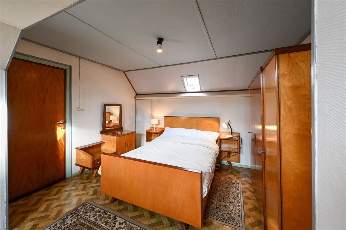 Te renoveren halfopen woning met potentieel foto 28