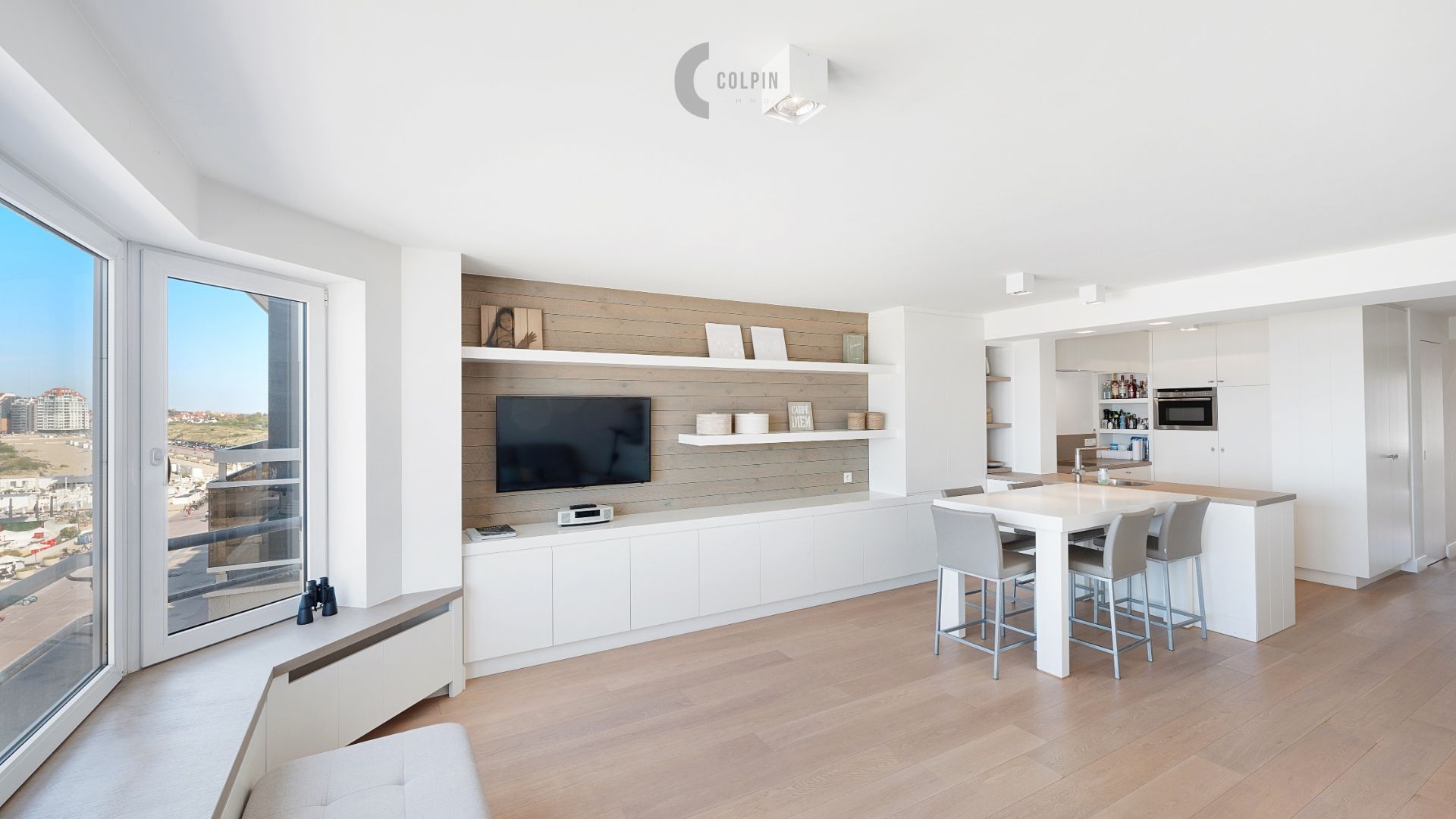 Instapklaar appartement op toplocatie in Heist met prachtig zeezicht foto 3