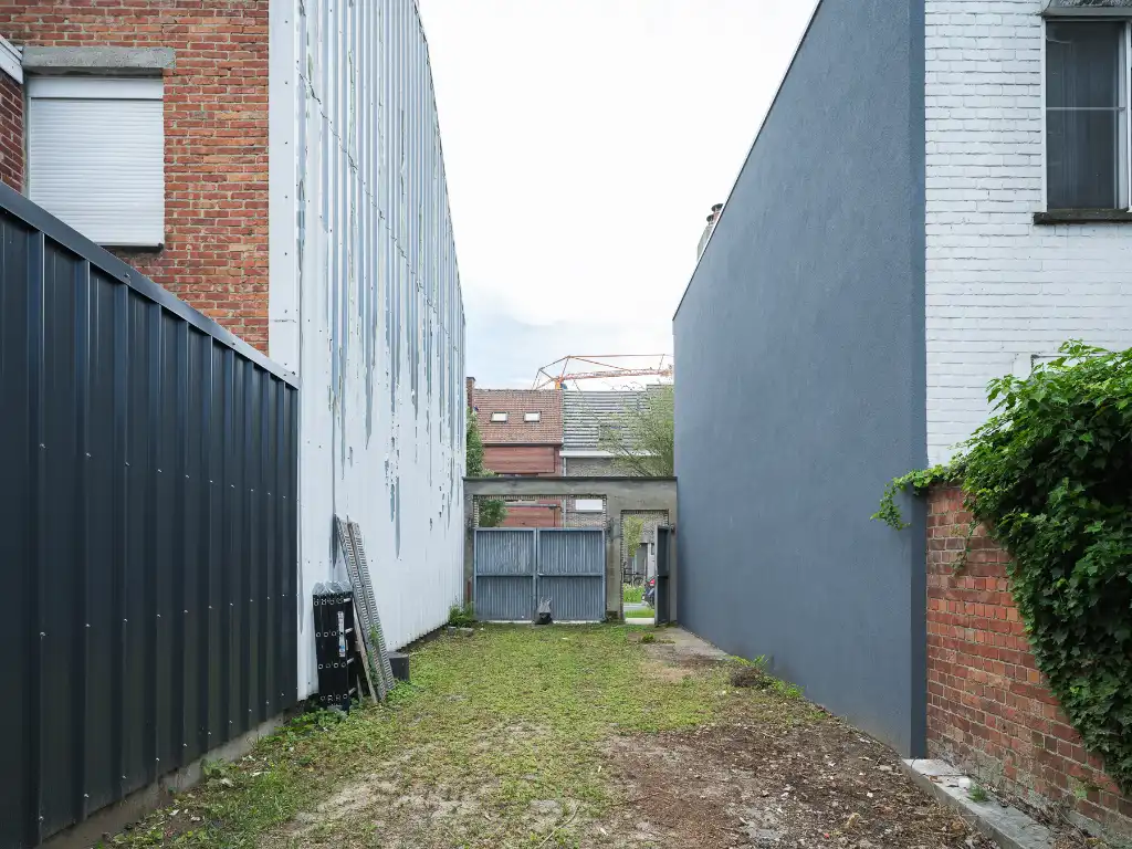 Bouwgrond met atelierruimte op toplocatie nabij Gent foto 4