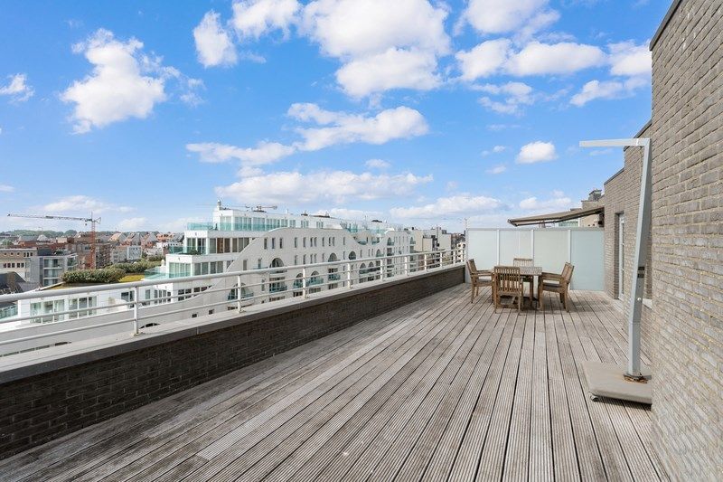 RECENT  EN CENTRAAL GELEGEN PENTHOUSE APPARTEMENT  MET  2 SLAAPKAMERS TE KOOP foto 15