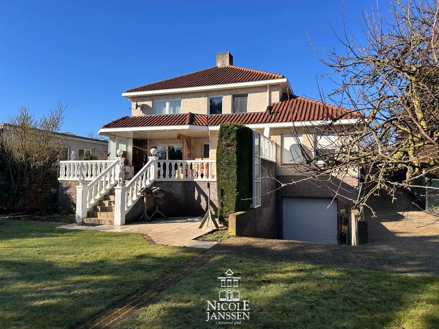 Ruime gezinswoning met mogelijkheden foto 32