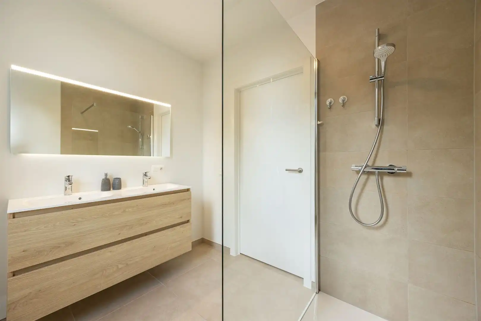     Exclusief penthouse met 2 terrassen en open, groen zicht foto 18