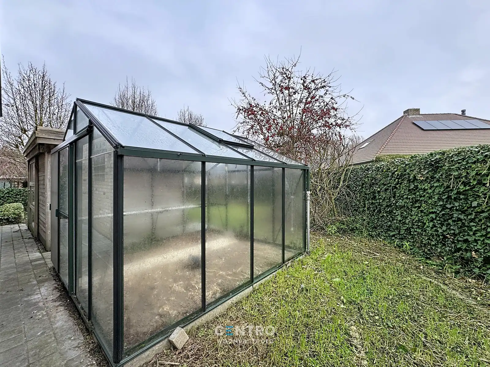 Ruime woning met 5 slpks, 2 badks én dubbele garage! foto 27