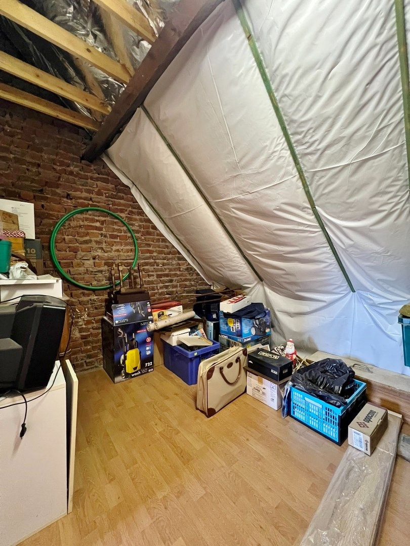 Te renoveren woning in de rustige dorpskern van Elverdinge.  foto 10
