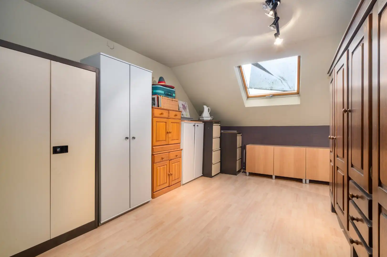 Prachtig herenhuis met 3 slaapkamers in Wichelen foto 18