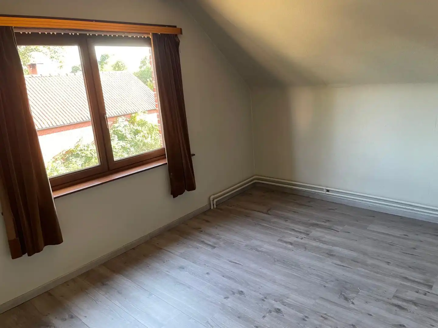 Vrijstaande woning met potentieel op ruim breed (30m) perceel – Regio Mol (Millegem) foto 10
