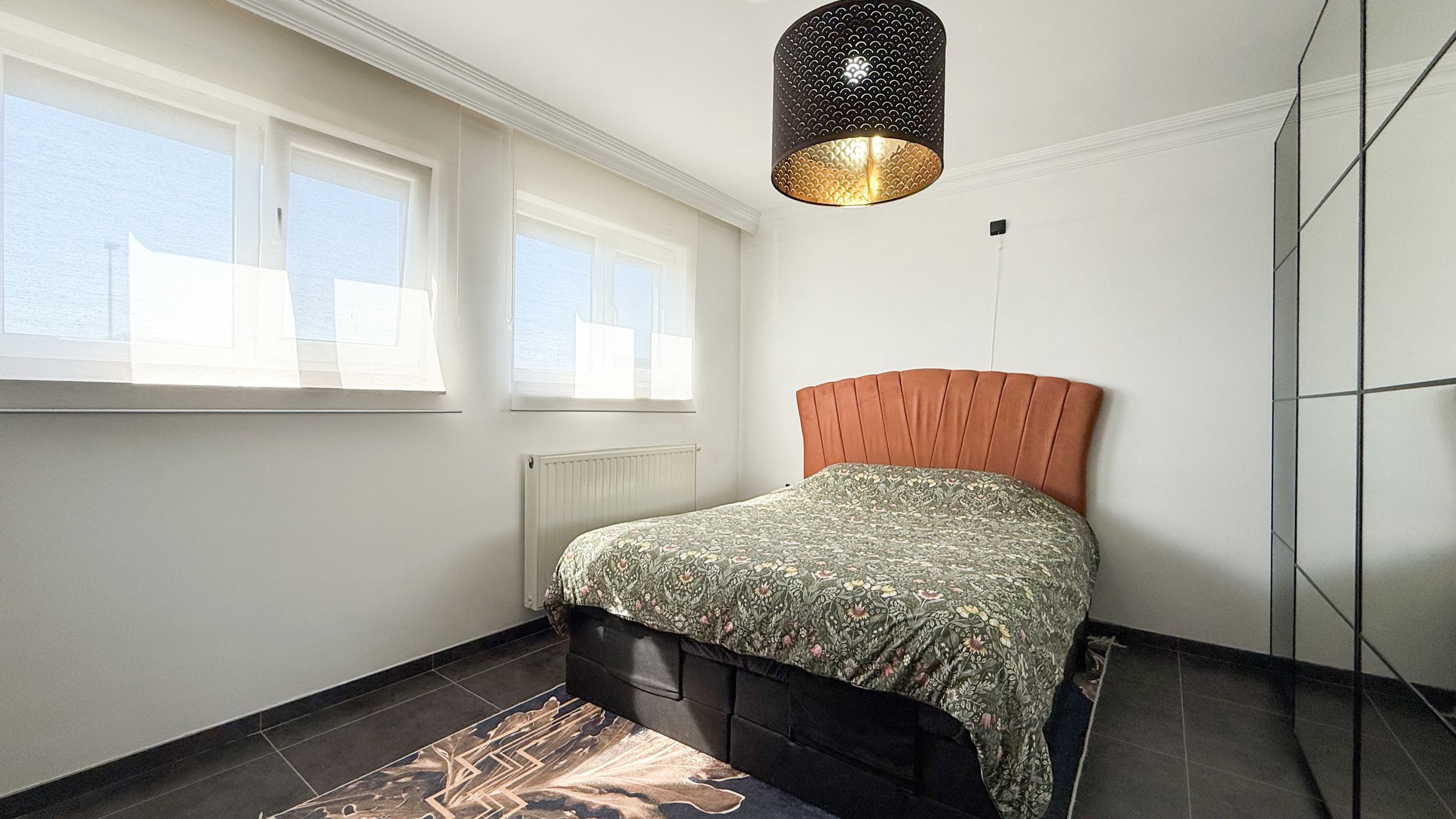 Instapklare woning met 4 spks en volledig aangelegde tuin! foto 24