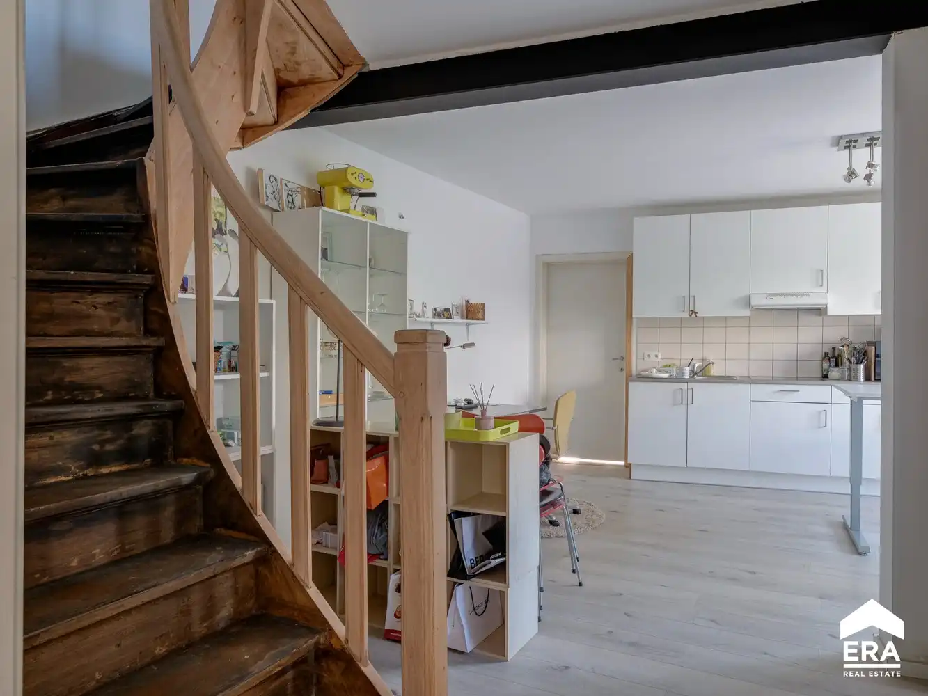 Woonhuis met handelsgedeelte foto 18