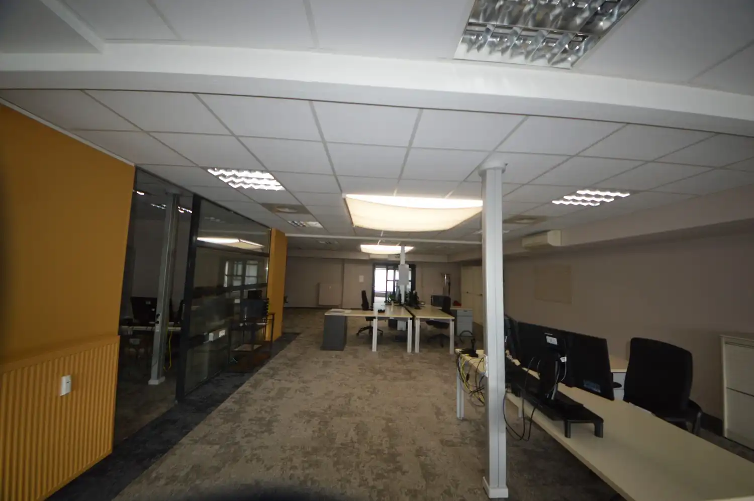 Instapklare burelen te huur in Aalst – op wandelafstand van het station MET OPTIONEEL MAGAZIJN foto 22