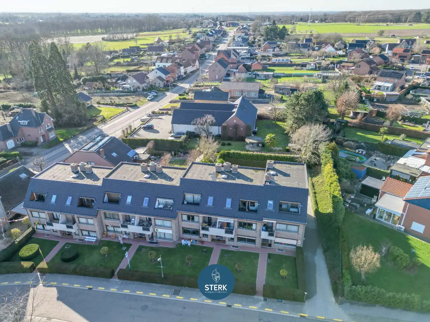 APPARTEMENT MET 2 SLPKS OP EEN GUNSTIGE LOCATIE TE GELLIK-LANAKEN !  foto 16