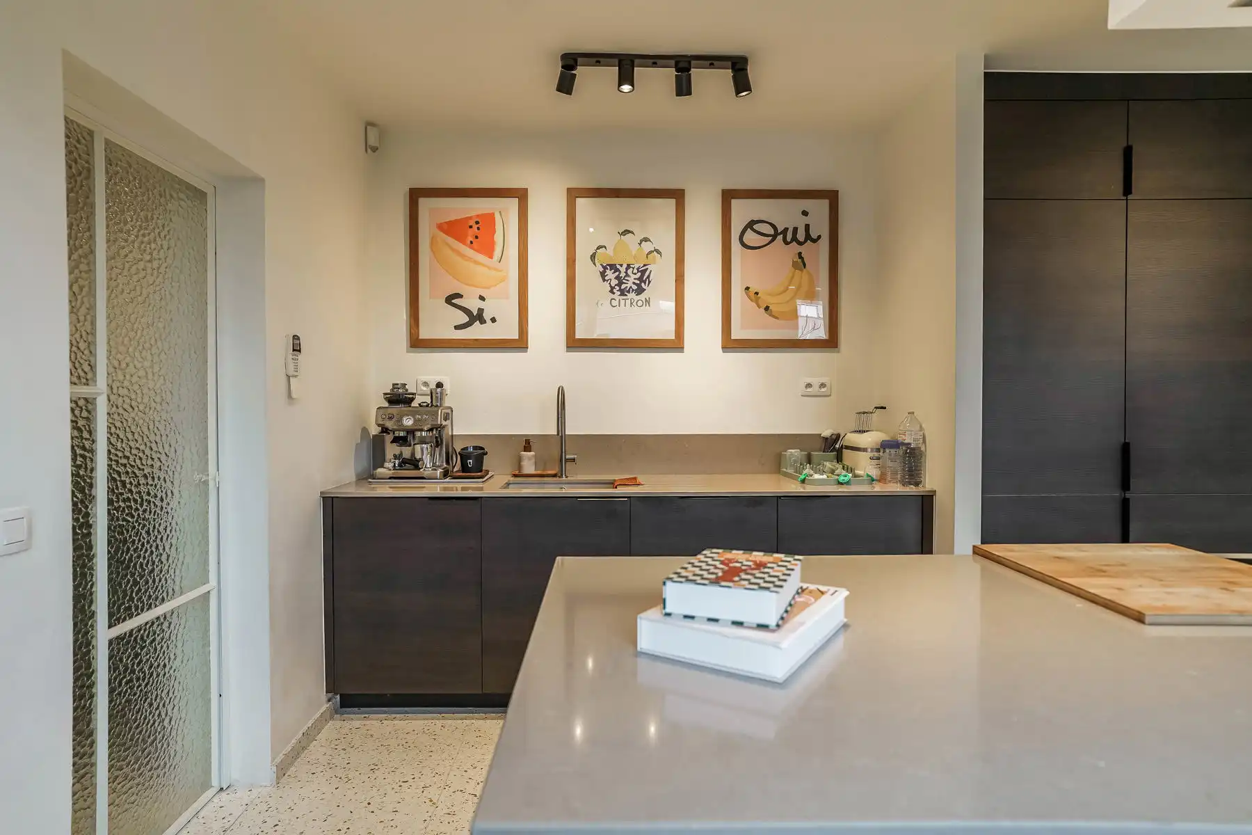 Knappe, instapklare halfopen bebouwing nabij het centrum van Breendonk foto 11