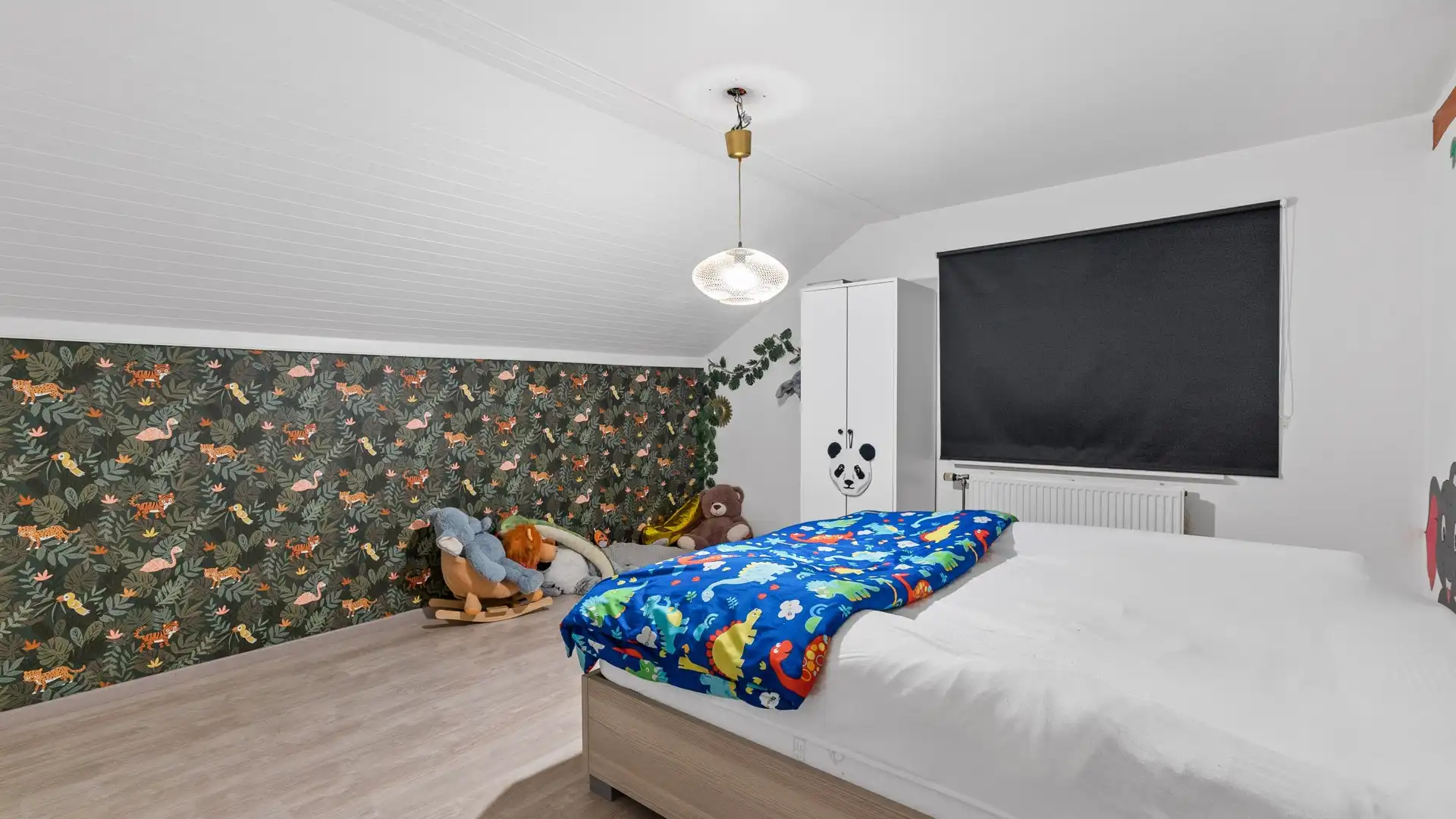 Vrijstaande woning met tuin en inpandige garage foto 13