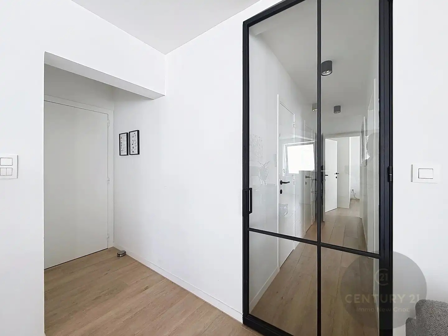 Ruim modern appartement met lift in Oud Knokke, dorp centrum, 2 slaapkamers, fietsberging,  bouwjaar 1985, energielabel C foto 9