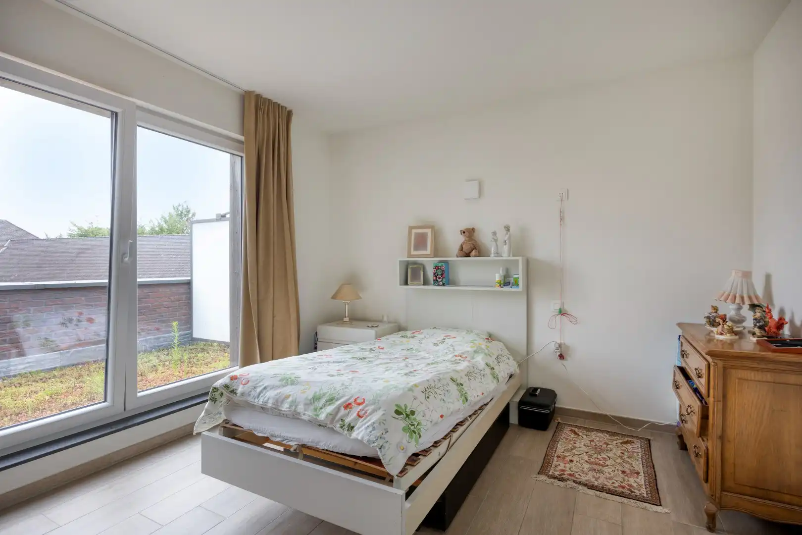 Leuke service flat met 2 SLPKS en terras in het hartje van Mol! foto 12