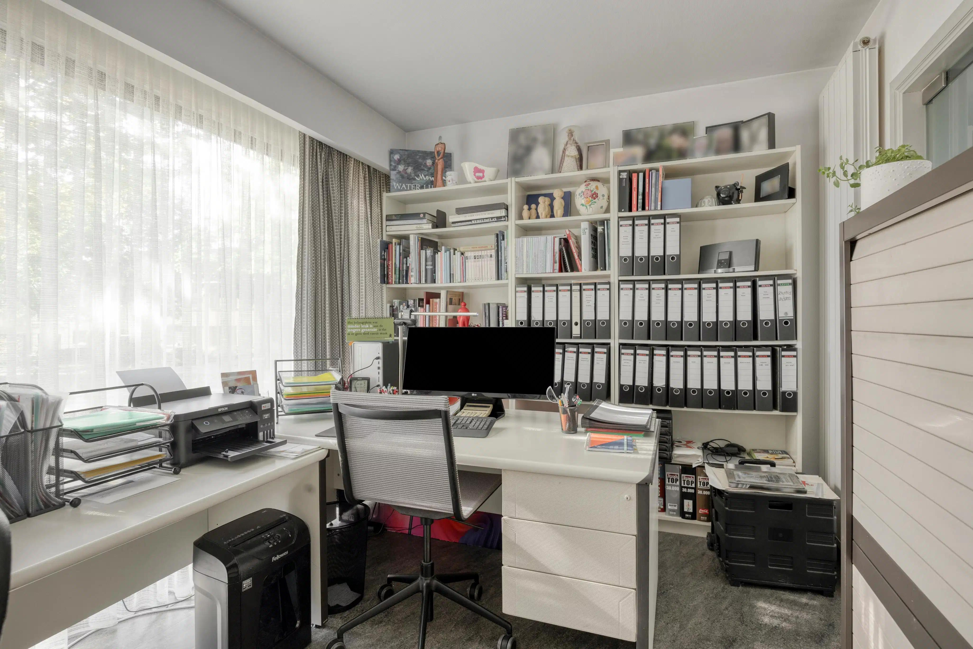 Ruime halfopen bebouwing te koop in Kruibeke foto 16