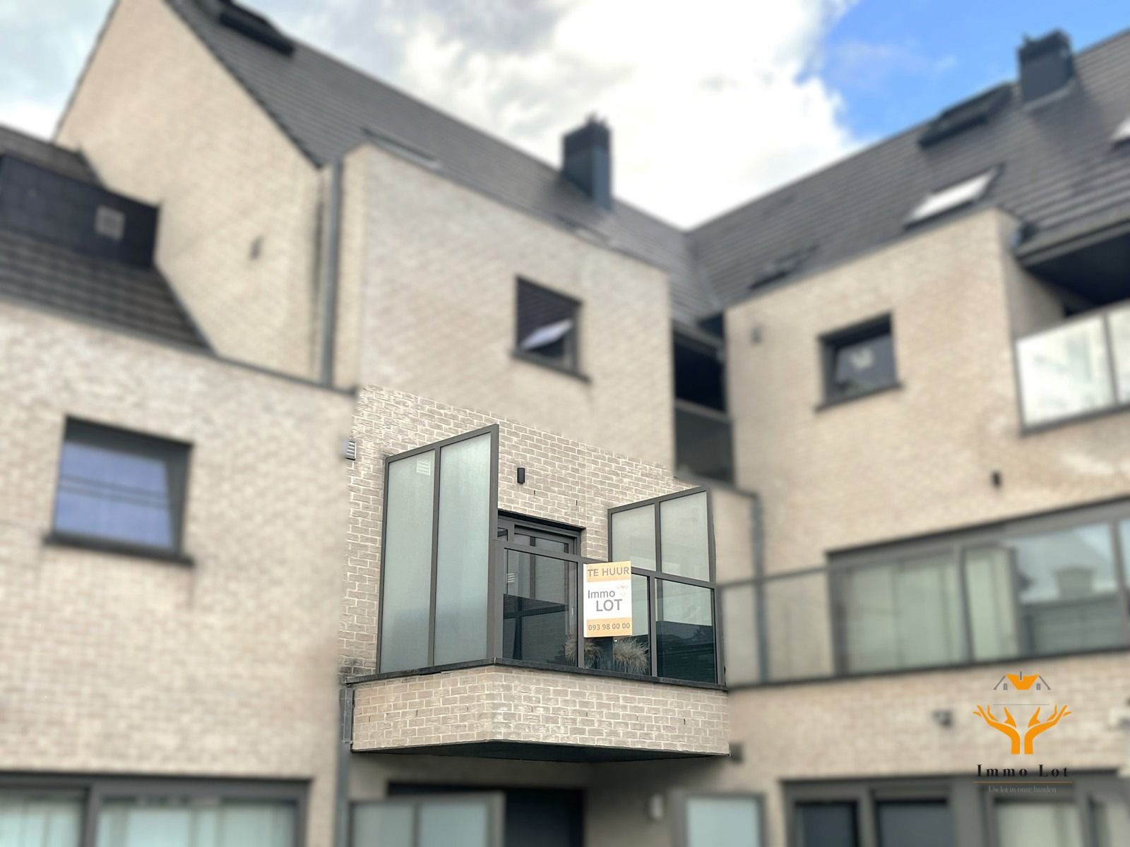 Bemeubeld appartement met 2 slaapkamers foto 14