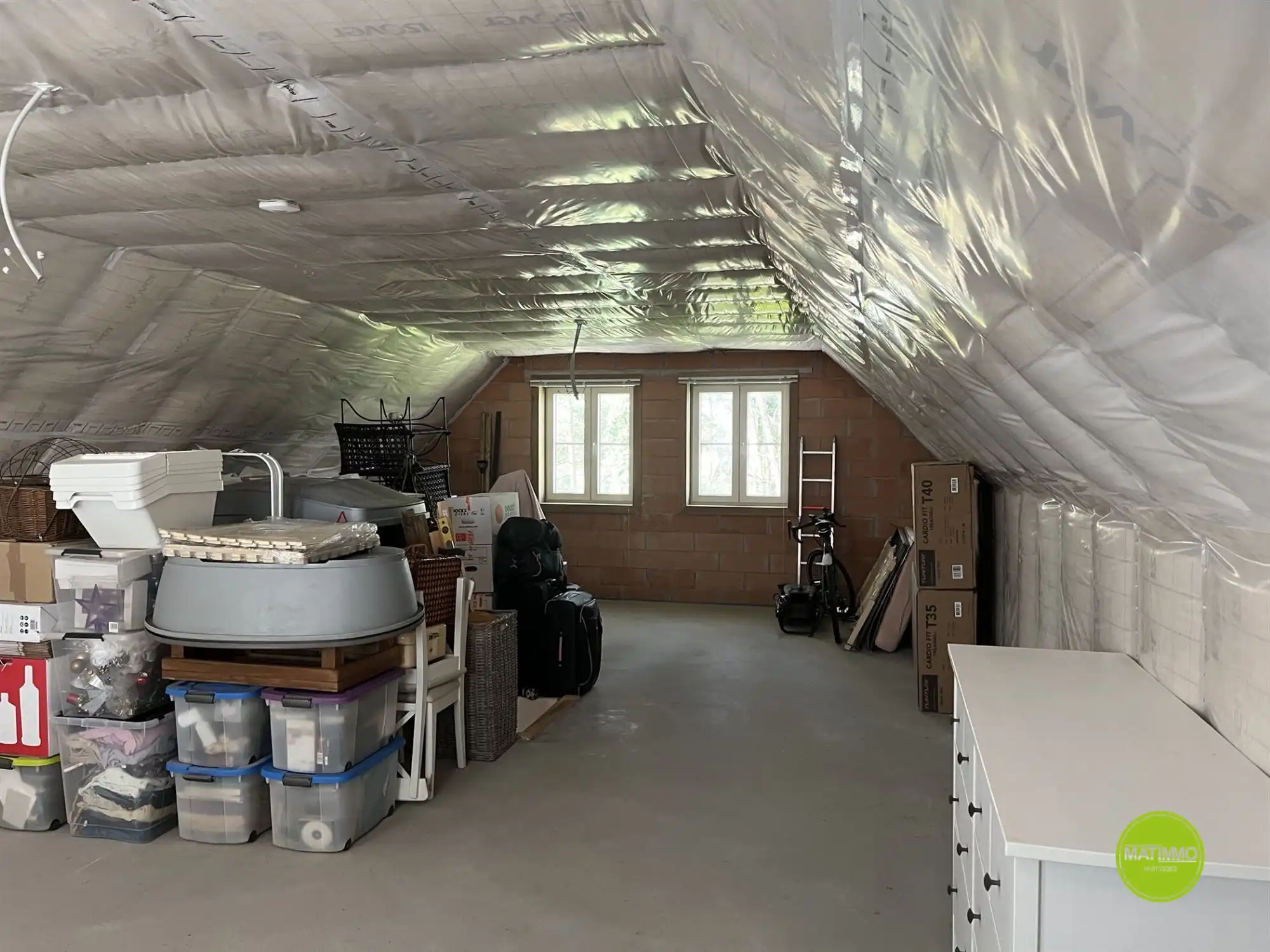 Instapklare BEN-woning in rustige, groene straat te Mol foto 18