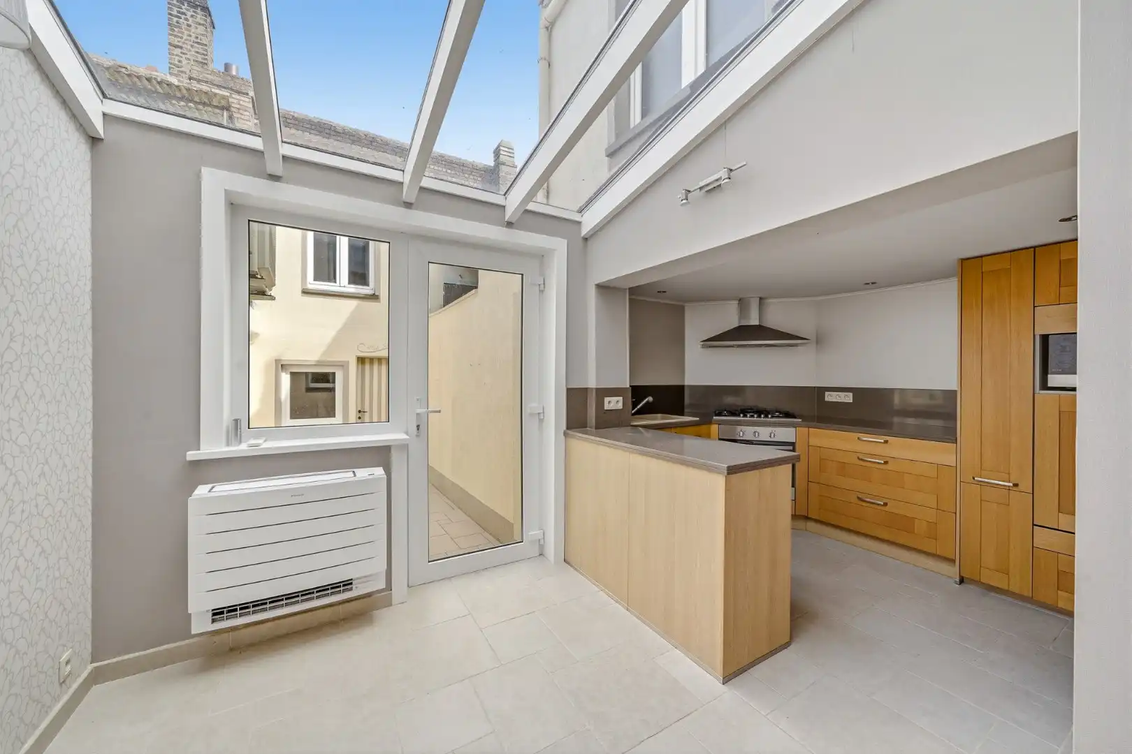 Gezellige woning met 3 slaapkamers te Bredene foto 4