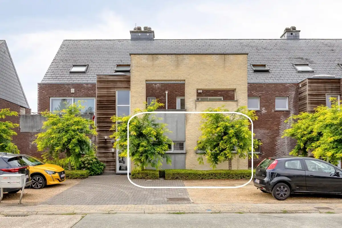 Gelijkvloers appartement met 2 slpk, 2 parkings en 2 kelderbergingen. foto 33