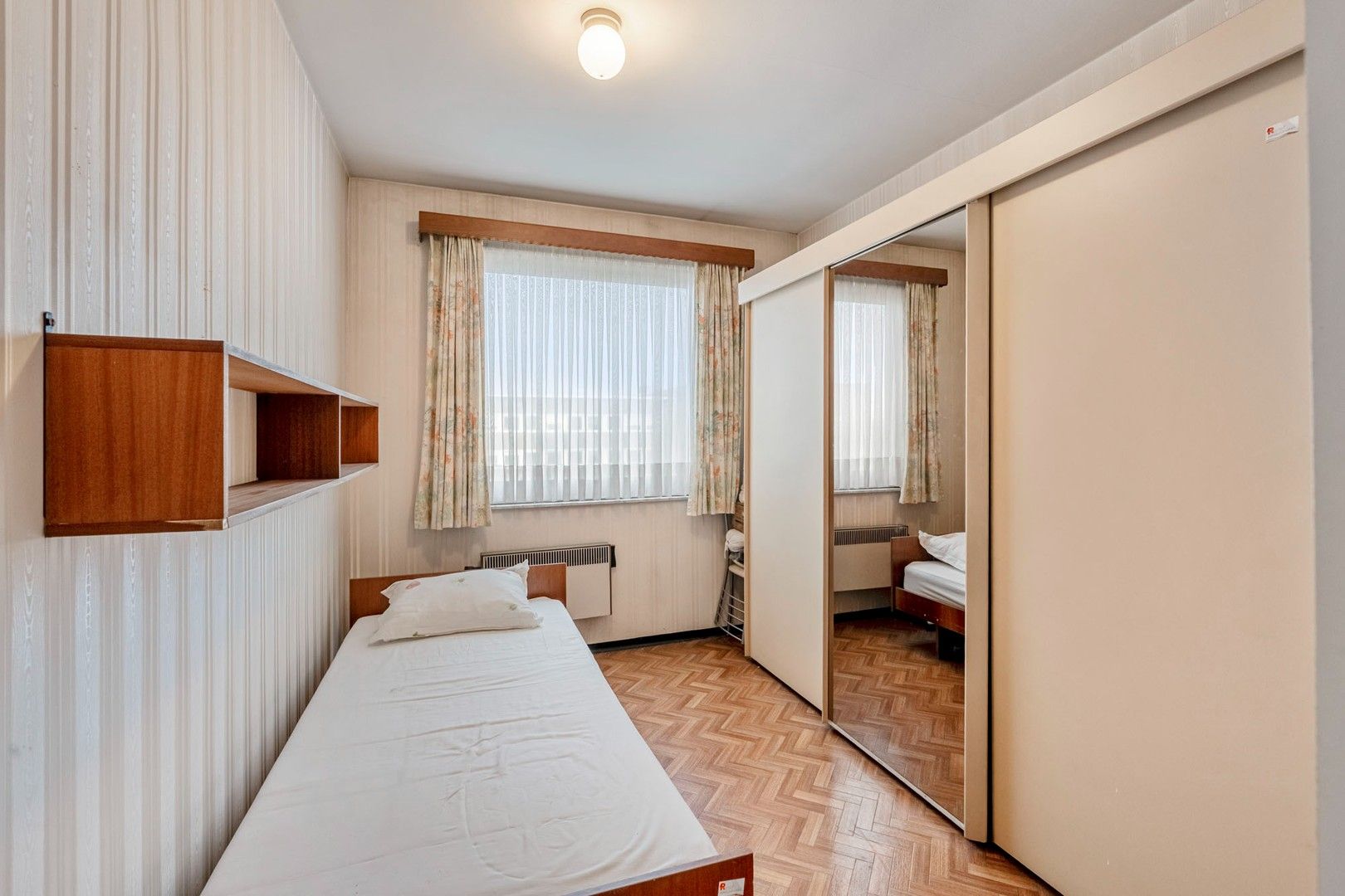 Aangenaam appartement met balkon, vlak bij het centrum van Genk foto 12