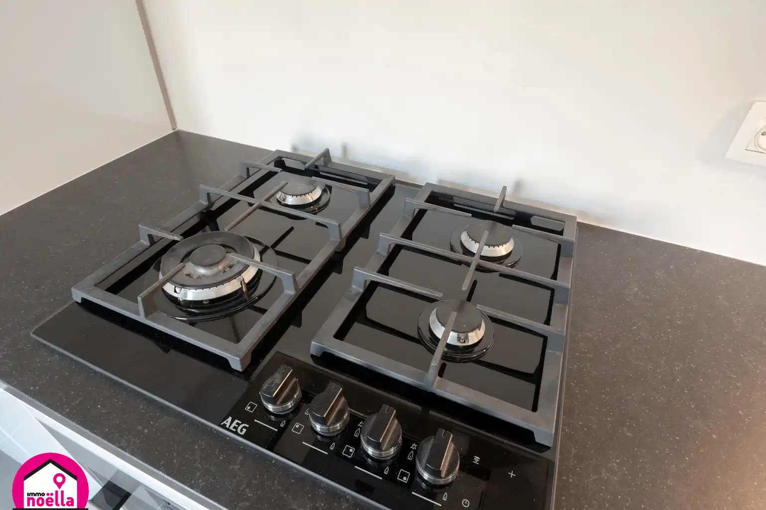 Half open bebouwing met garage en berging foto 20