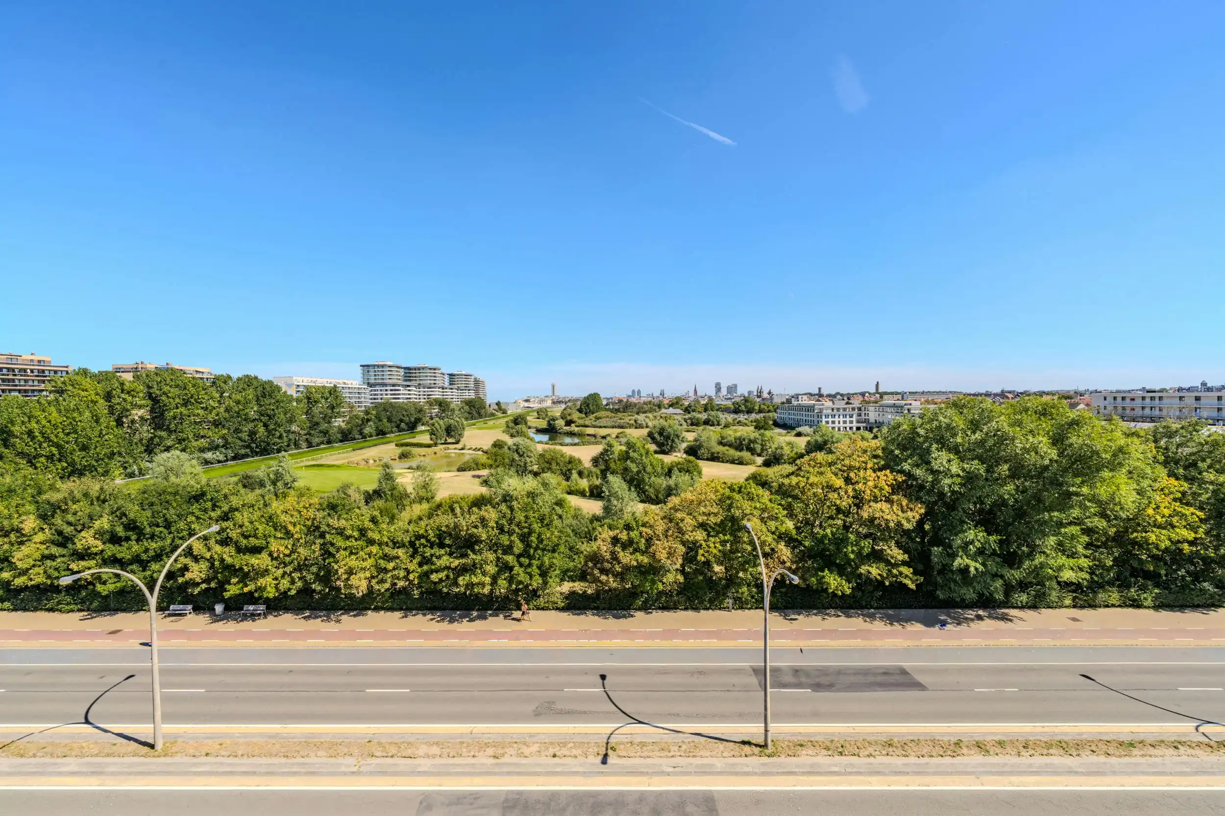 Prachtig appartement met open zicht op de Wellington Golf  foto 2