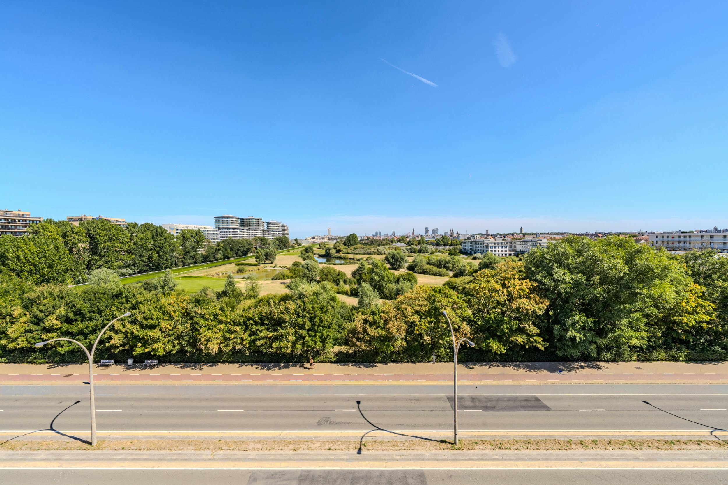 Prachtig appartement met open zicht op de Wellington Golf  foto 2