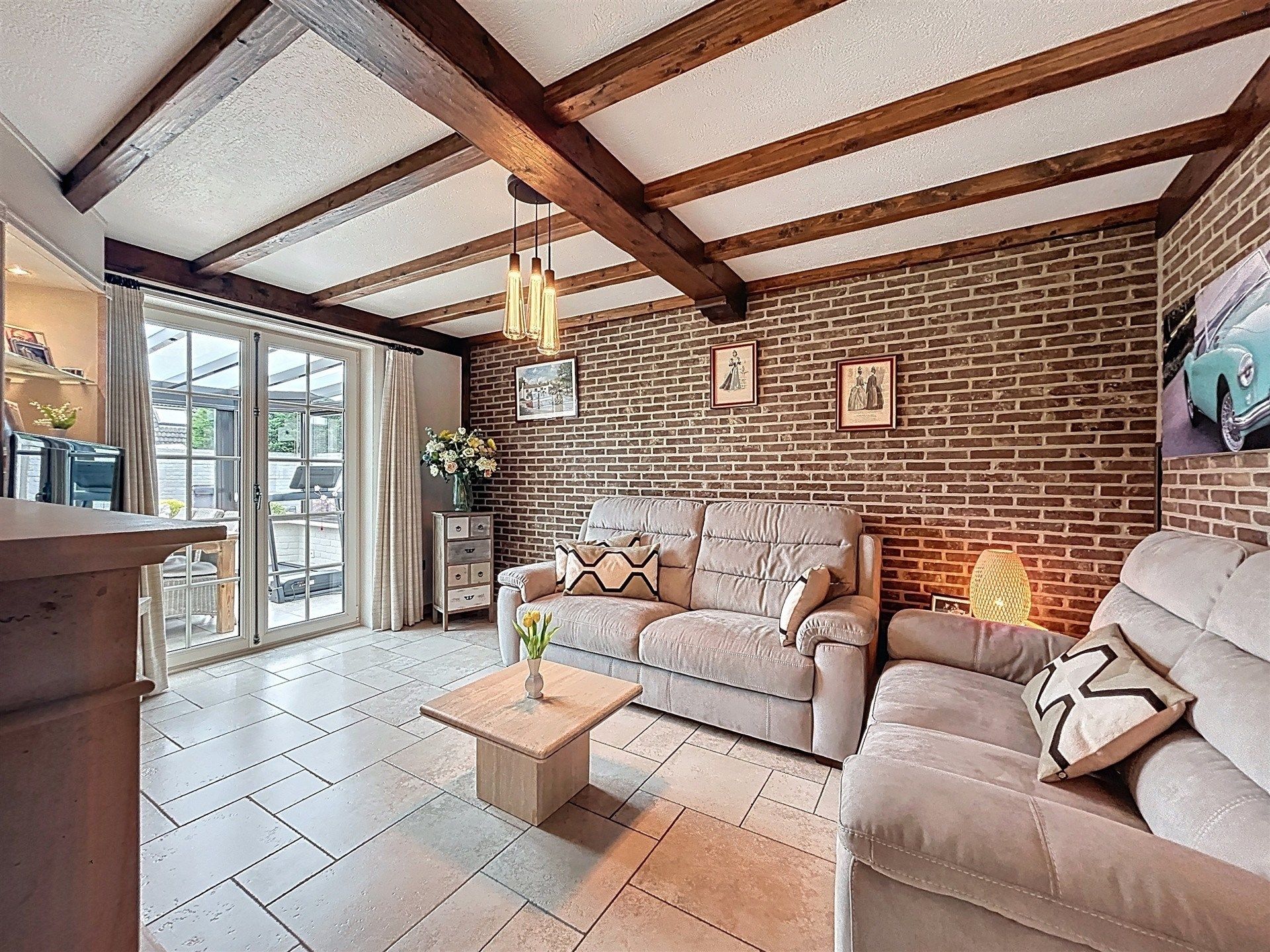 Gezellige bungalow op perceel van 580m² foto 2