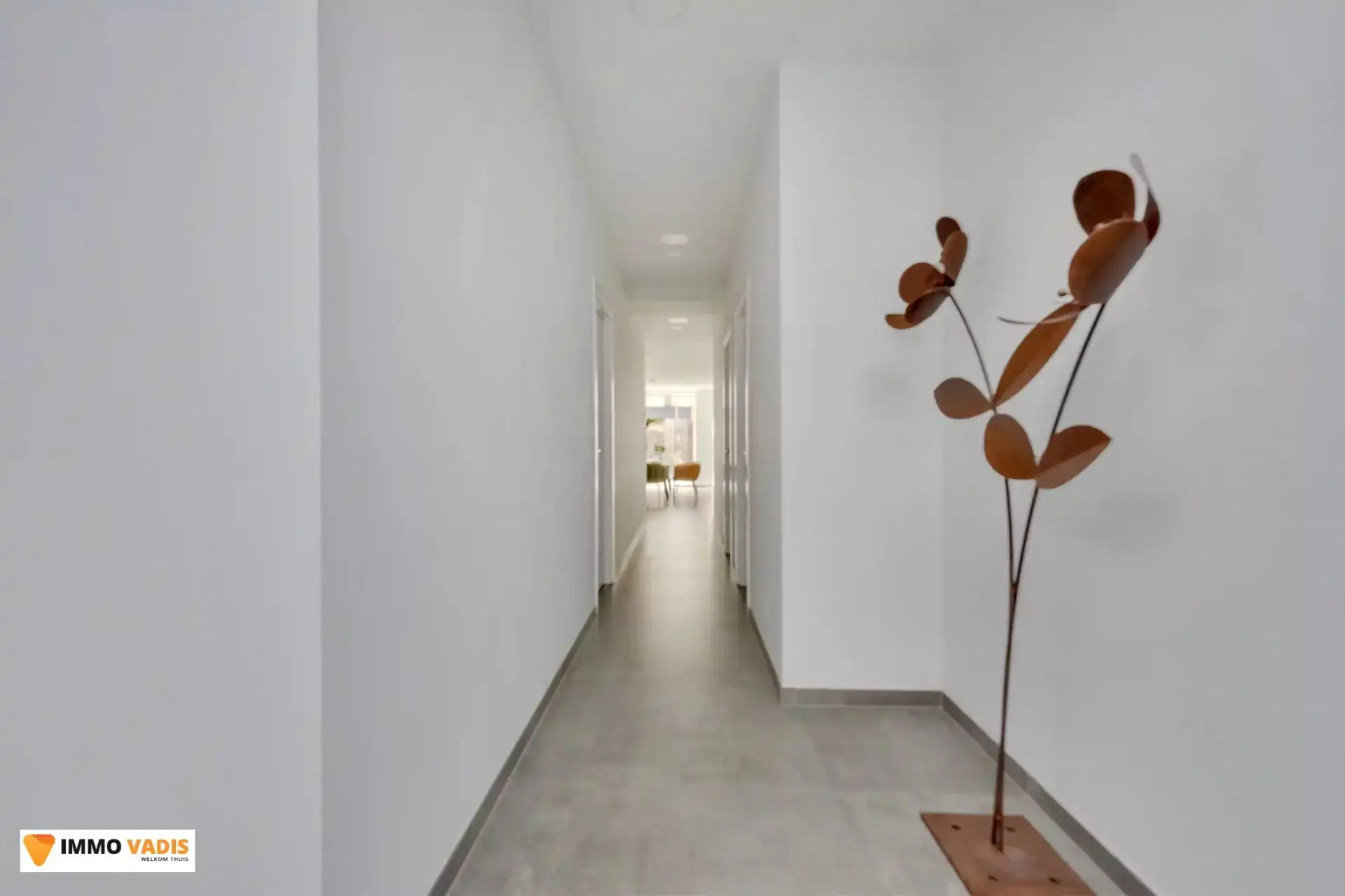 Handelspand met instapklare woning op toplocatie foto 17