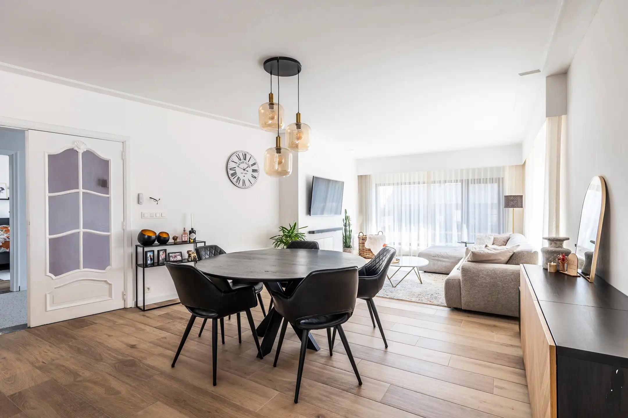 Laagbouwvilla - doorgedreven gerenoveerd, 3 à 5 slpks. foto 7